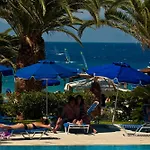 Resort Blue Horizon