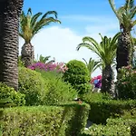 Resort Blue Horizon