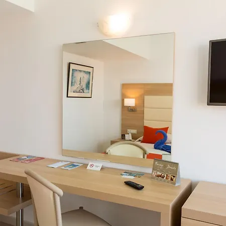 Blue Horizon Resort 4*