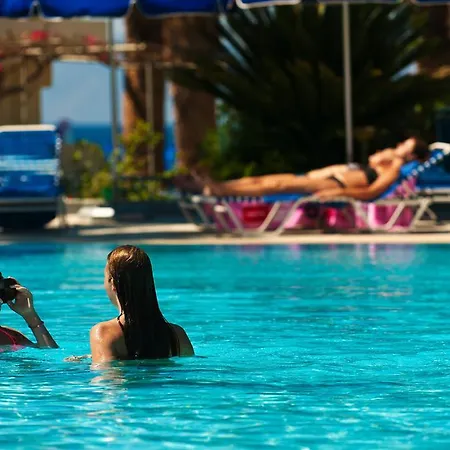 블루 호라이즌 4*